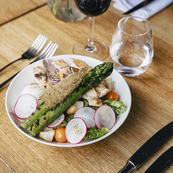 Aspargus plate Red wine Summer
