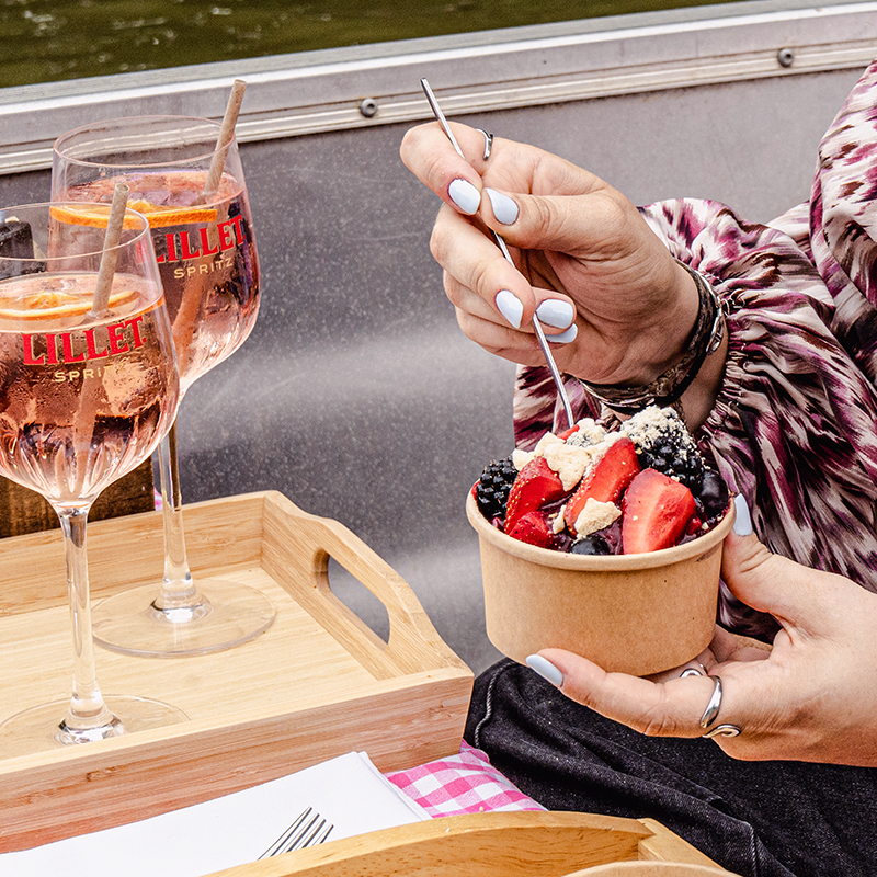 Chalet Robinson sur l eau dining experience on the lake dessert and spritz Lillet close up